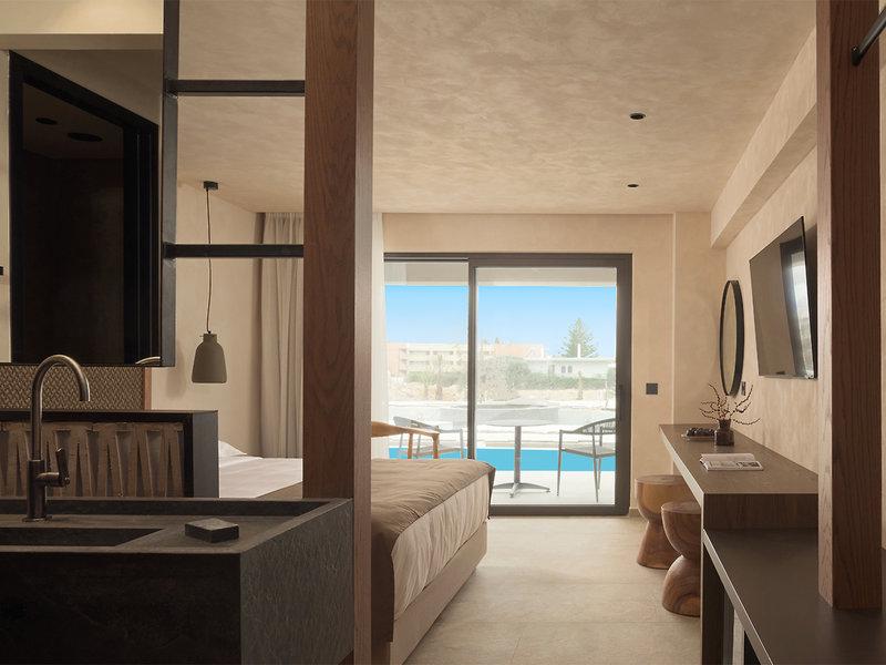 42E32686776CA87832E89888007A35AC