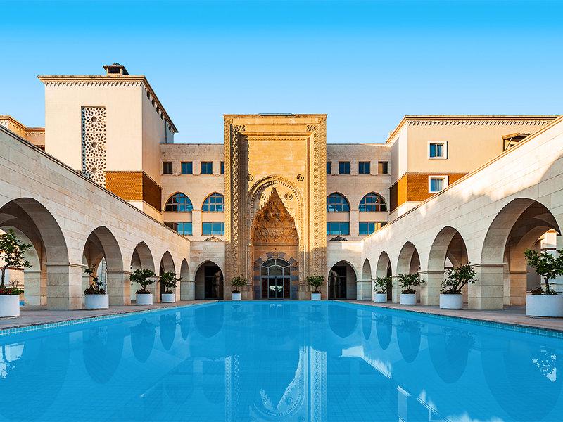 8FD7FE792F52F1E77D3F684BE8B1F2D0