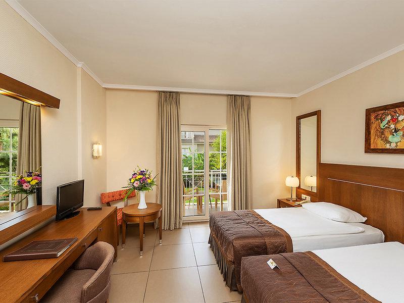 2A8B84CE9F85D2F7298D8B4F890A1454