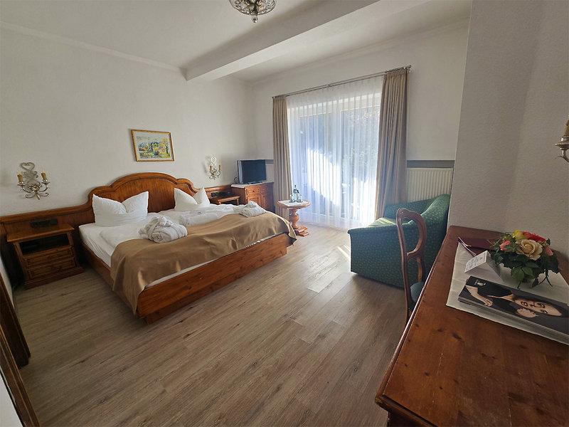 7756B4EC4D824228D1A89D63F93D5006