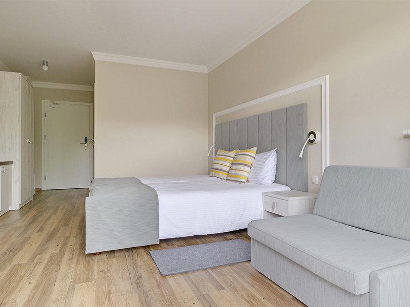 709D179561125A540E93110D832802FC