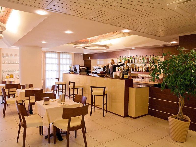 8B75AD0472CC43B5B781A9D05D2CFE8C