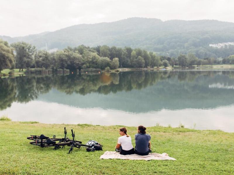 4987295E0D139E2BE33EECDEAD316E8E