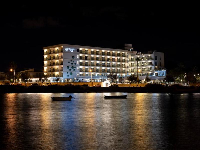 CC80B5705B3B5A9D4DBD6BCBE5119E53