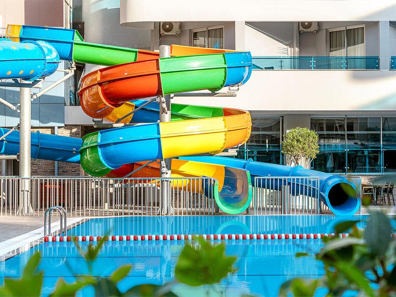 C4EC330DFDA98A9437CC4DE19152183D