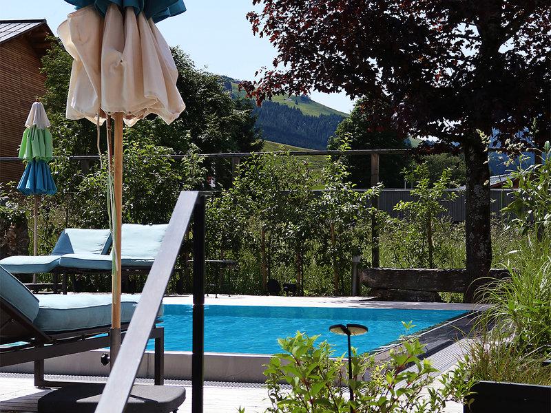 8179C7D1D636C7D0934D3A17E57E754D