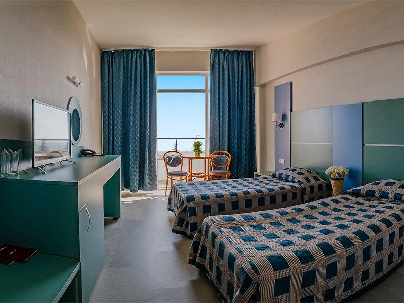 E04DE92C439E4F5A41B8553691412559