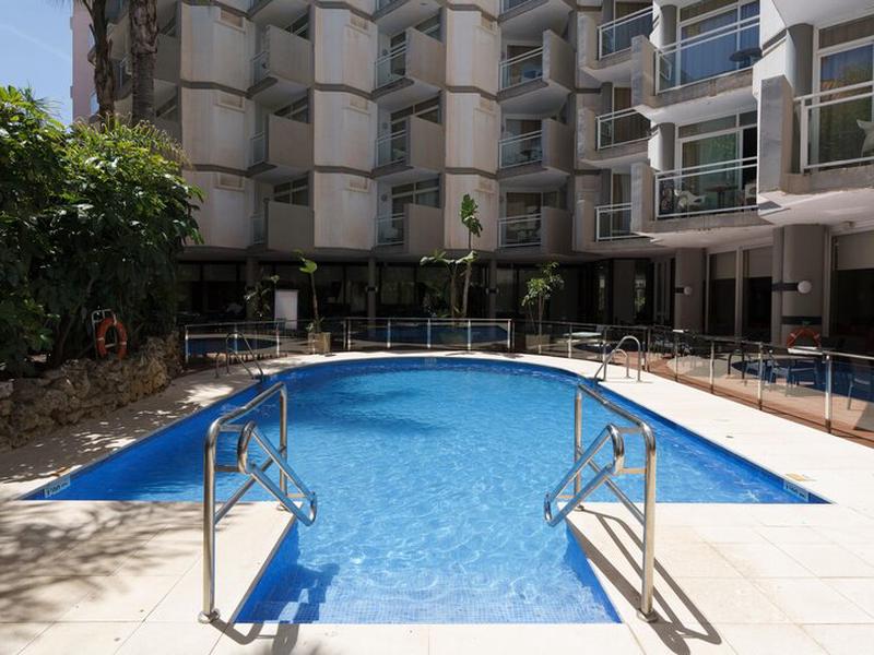 DA8B1B1A8E147643B2F3F4F6F4BD7A8E