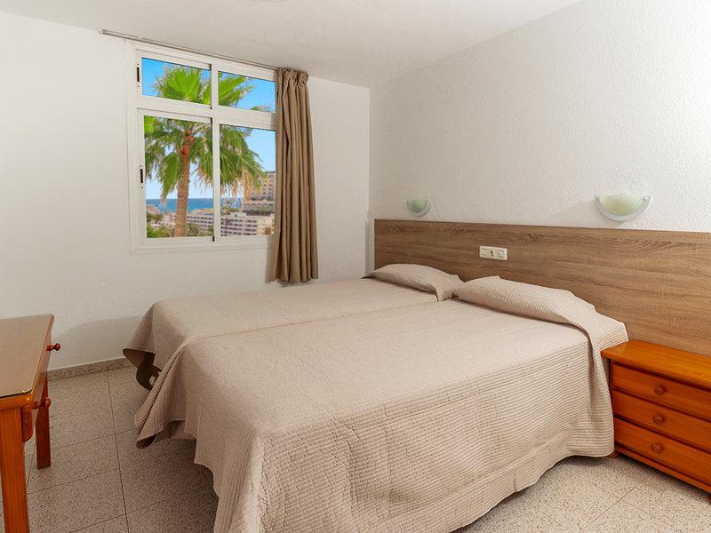 220F938E8C15E512E36D1C988C4FCACD