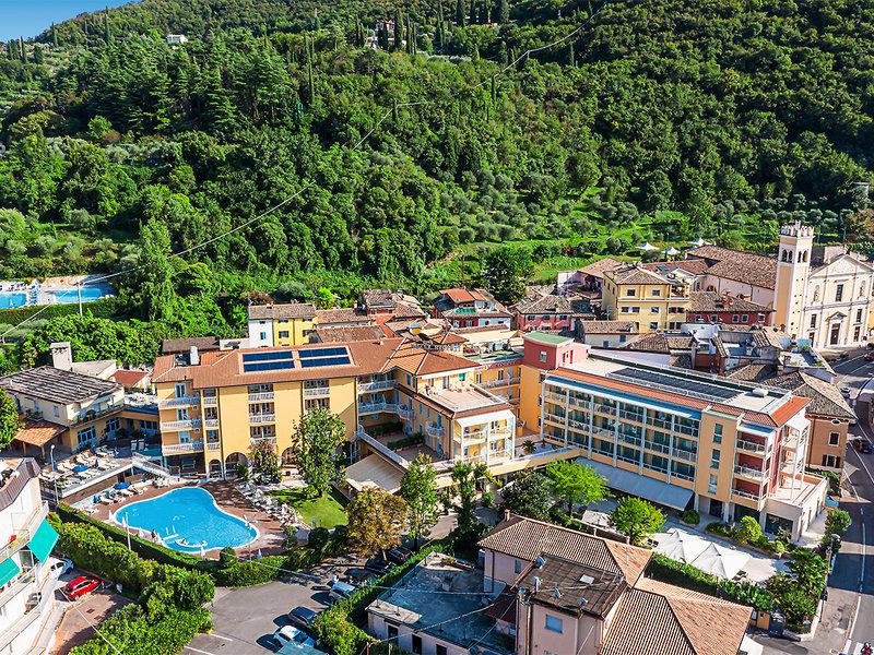 9EBF2D6E521E426C4B5D4B1938337D6C