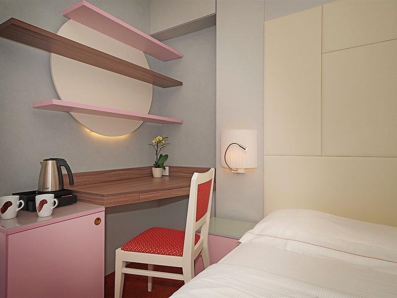 535D981D8EC471E45BAE4B15739D0411