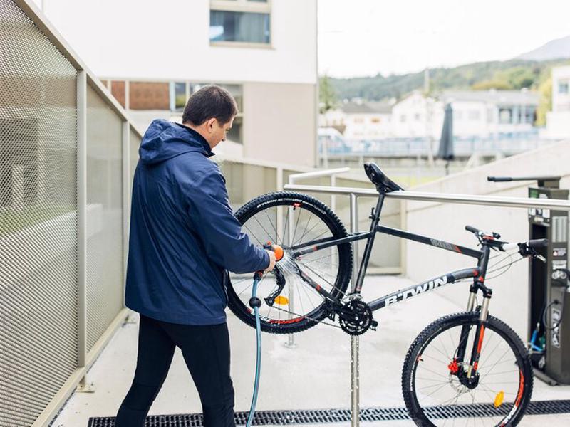 815C5DB510867DD304C3AC3A17DBAD85