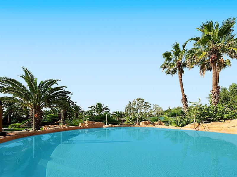 2E0247DD865C9345F55EF03B5A214A19