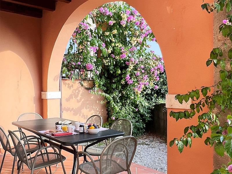 23514EB0D6CFBEEDAEB68E48C72FE95E