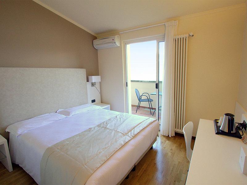 7FA19BD4C0C44593BC867F76EB7DD726