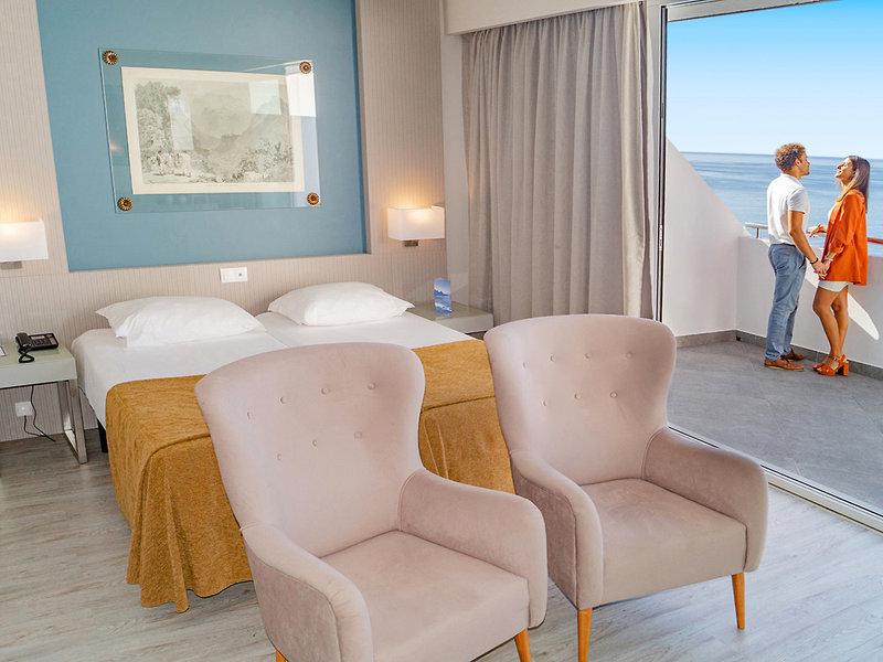 4250363FB6576B4792957EC00B4D3048