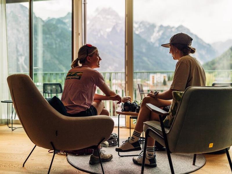 9251470531F8013FDBDAD3B26BB256F9