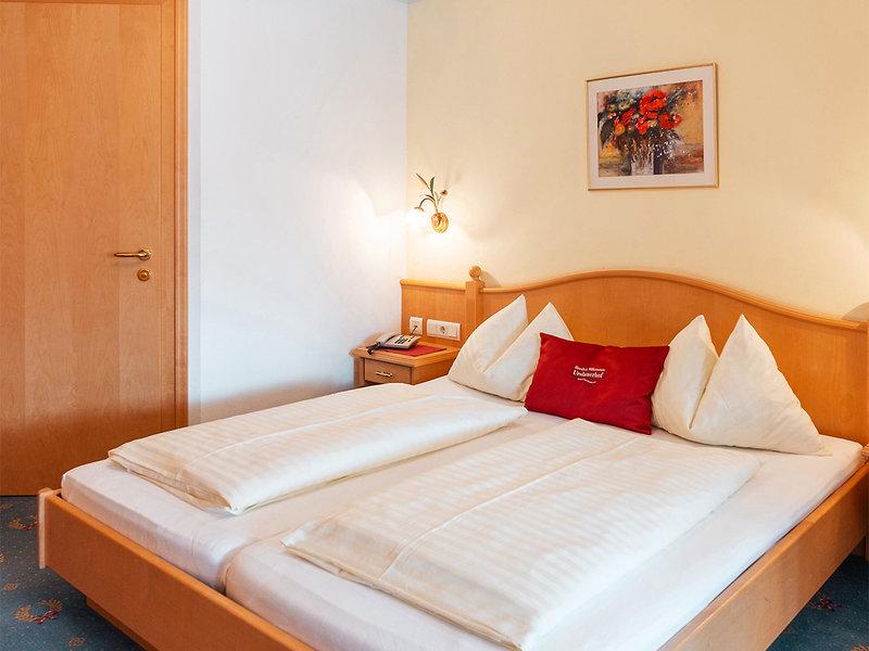 A6D58FEAE30C05296DFDFD7241B4461C