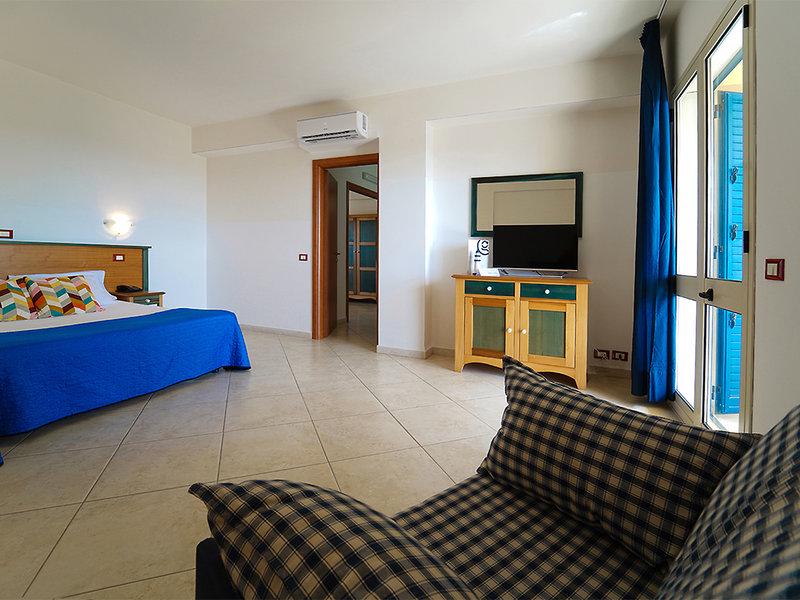 647C9BA76618C1E7F8377F3B3D7C1D74