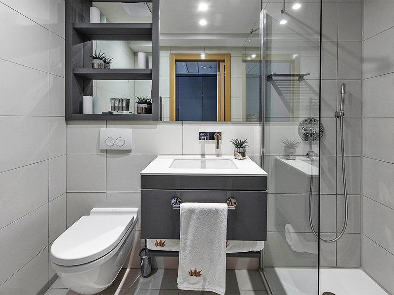 AF0DA6782AF1485B108BD7324F076A3F