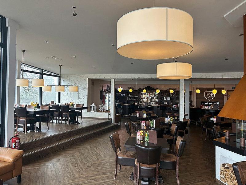 205F49001353D4A8D19D96E5A3F8EF63