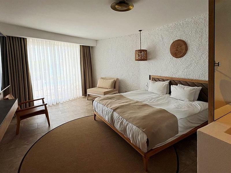 FCAC19FAD6FF2F2C0D0E105926C73301