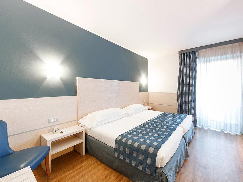 F241C8E71CE7901CBD32F8FBC6782469