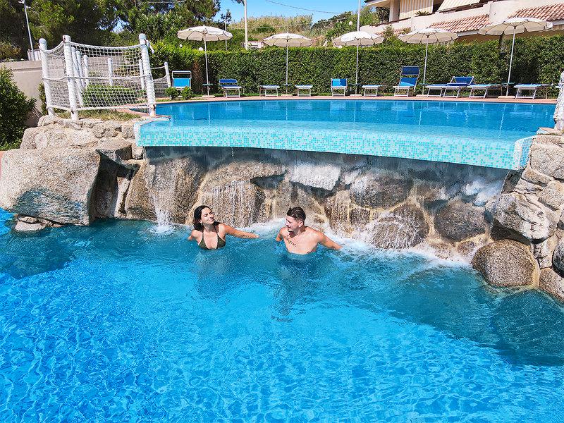 6B198CBE34E41903BFE8A8182B361B3D