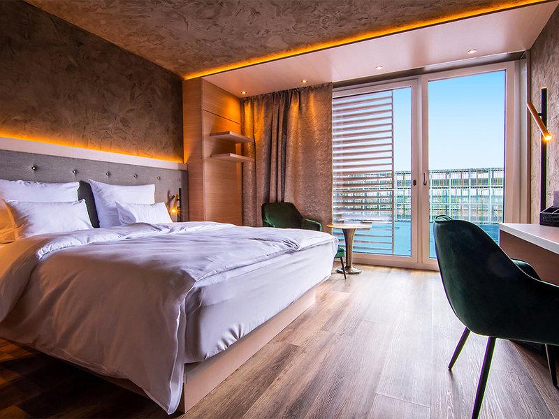 2A46F5B3AB4A405FD766A50BFD8F2EC0