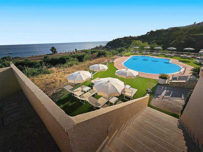 8E37C38366FDE7D7C6D56742BEF5B4F4