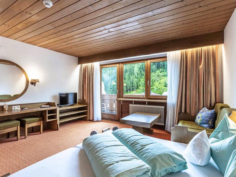 4AD2B1894C31A8AA34206EB960E989BC