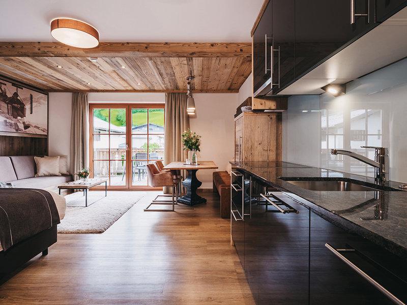 A0BCB07D99BC2AC54D60410E0B2B3979