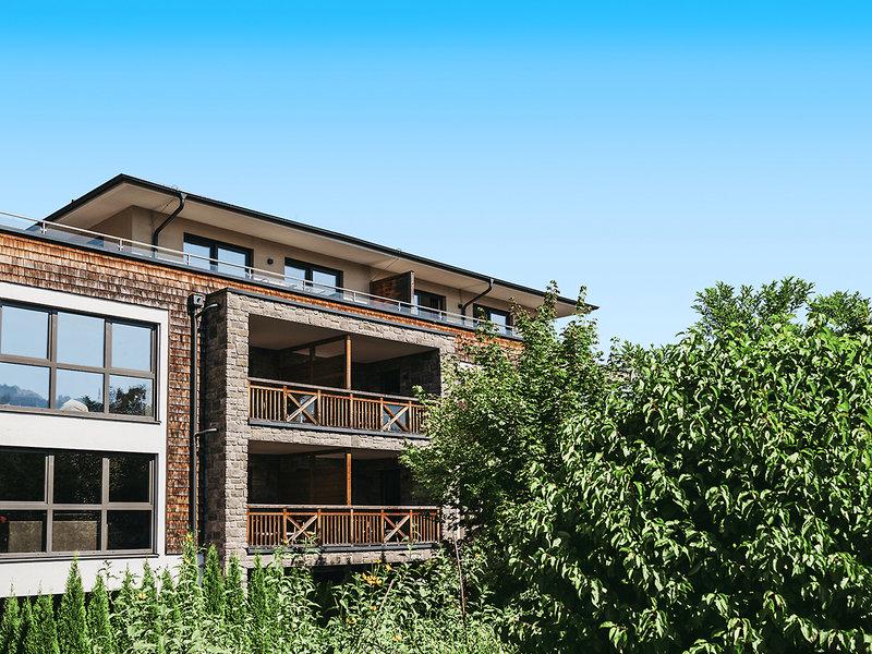 2456233CE9A0D752AE4A5E312390C0DF