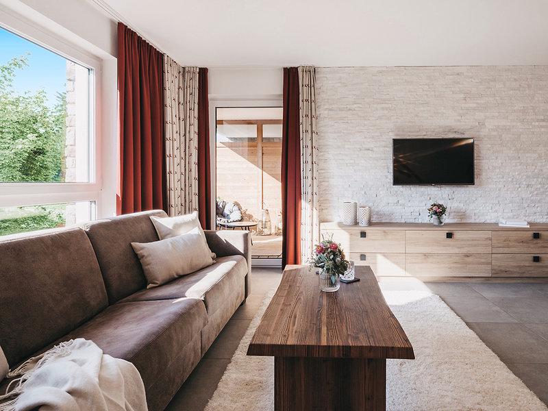 7CE5C17E02734CFD9827D1CE9693D13D