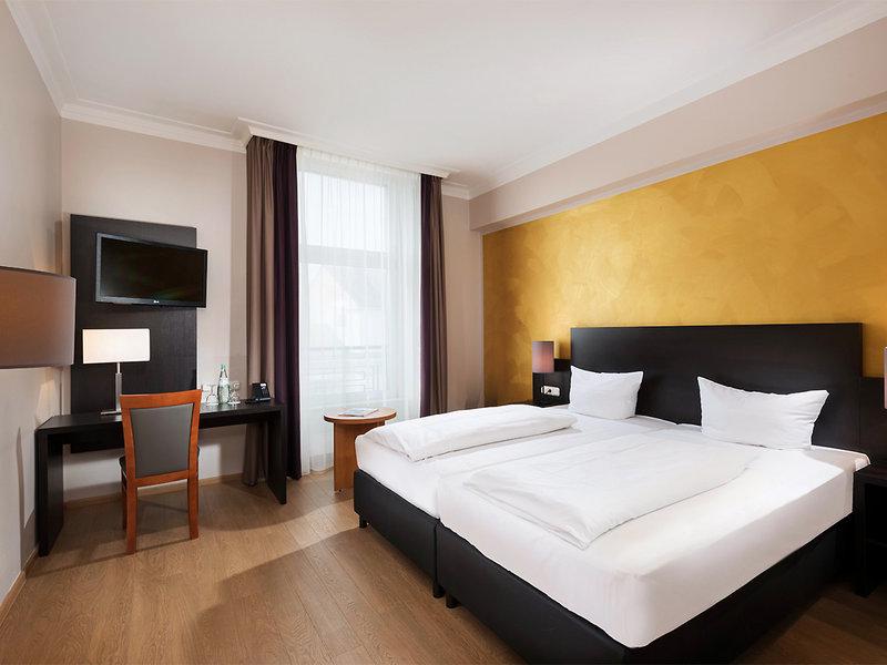 A4112252E540C75F5A2D60FEEAFB4D5E