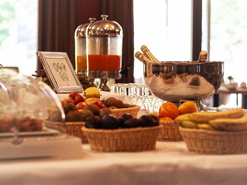 FB7B3FB0D5DE2A7F2A0DD1B949E9B463