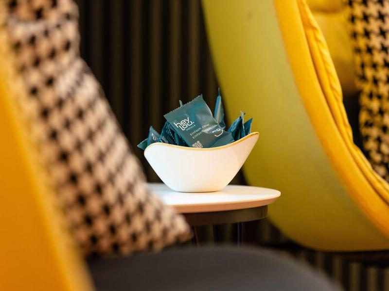 A425E2066AFE65837DB175FD73FAA8F9