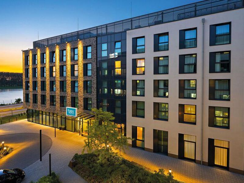 8E108DAC5477410640E3BD16E9531ADA