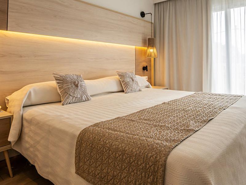 D108AFD94CB78DAC636011FC819BA131