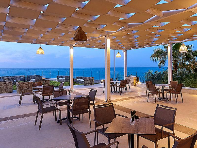 695F37F9B0CEEEAEE7AB3FF4EEFA417B