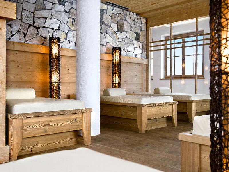 C2D2938240583F4888623C576A322B08