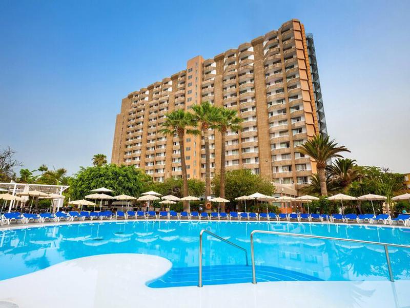 B2C75BFC7C47A0C095A805176BFA0379