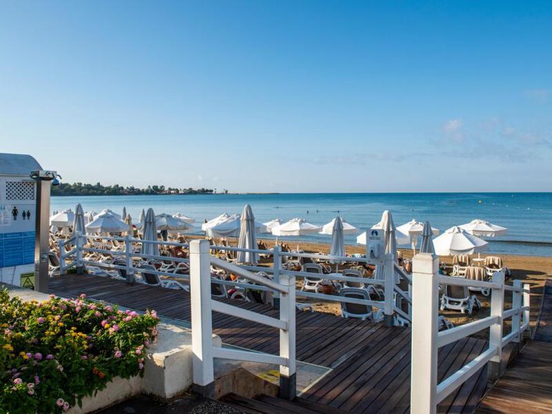 EE83B67A663E17AD2D39DBD4FFA965E8