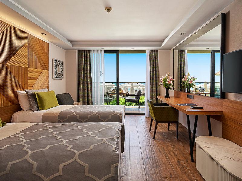 242CB2FD4E6CA28F7F00D0569D40024C