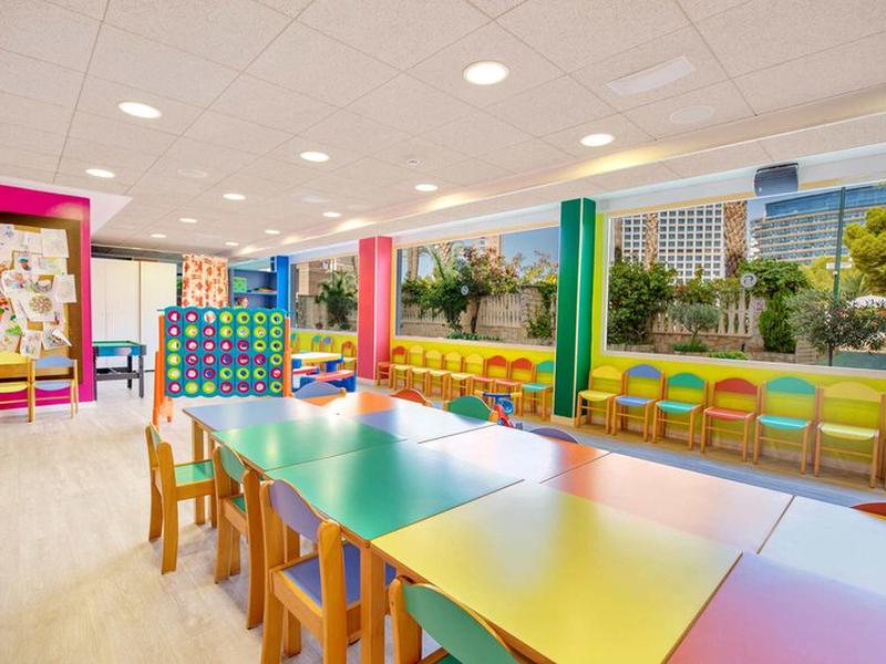 34FBE4A94DA3CD7AB924C3F9FC660B6D