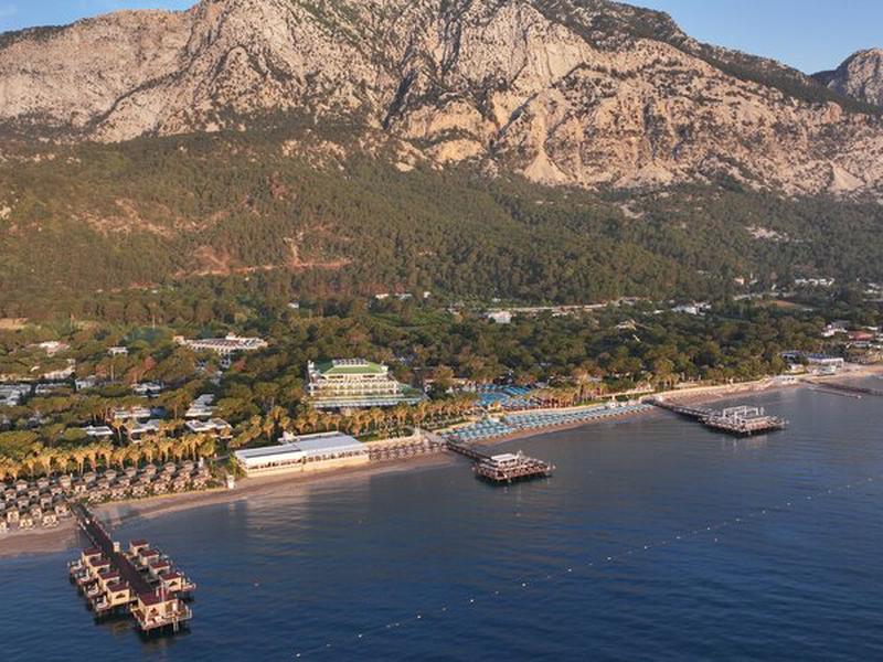 49A77C0DA941341DA4A2744E952AB05B