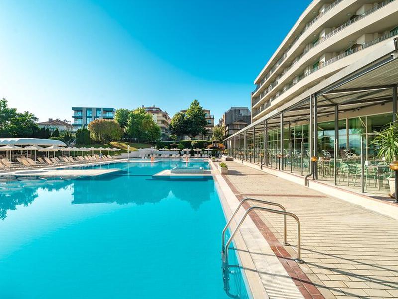 49E95DEDDC664209FA066753DBF6F11F