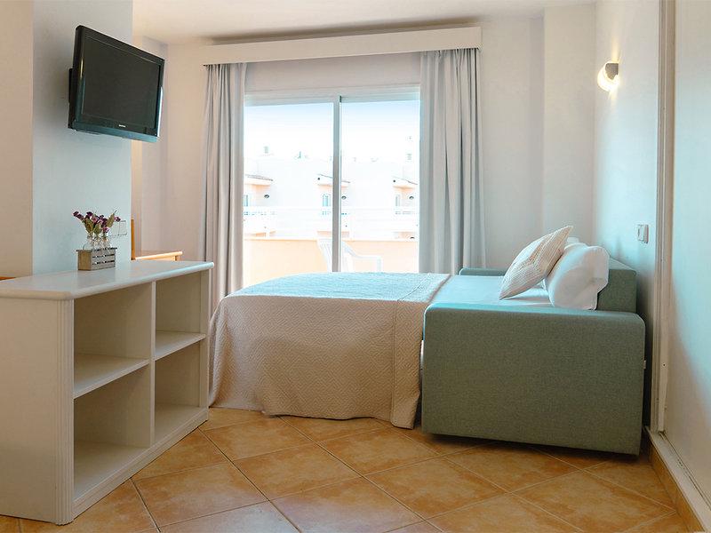 738B49CE9AFB7306D733DFDF626ED15B