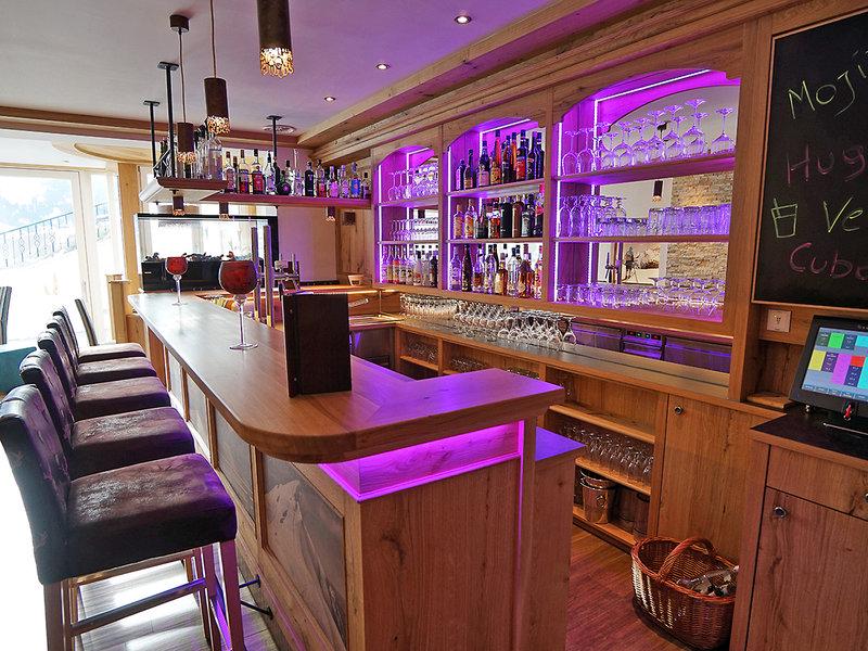 1C77F99A59B590CC9FFDF179C0926FCF