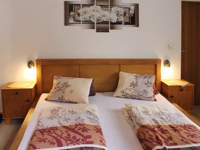 83351506C7AEF88DDDF3B71E5985C072